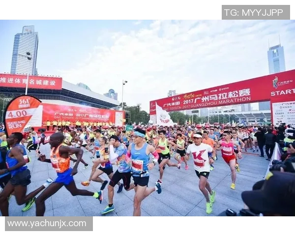 广州城市马拉松中的街舞队精彩表现与节奏感点评分析 广州城市马拉松中的街舞队精彩表现与节奏感点评分析